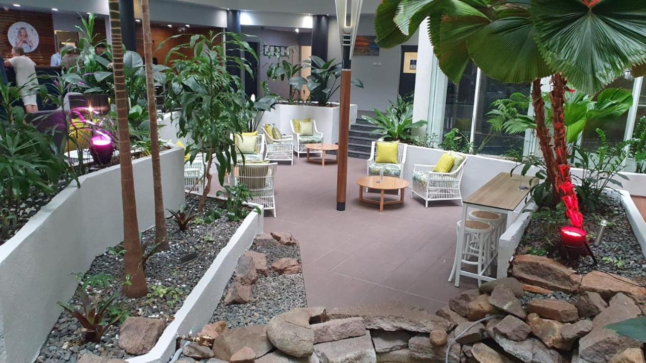 Novotel Darwin Cbd Bagian luar foto