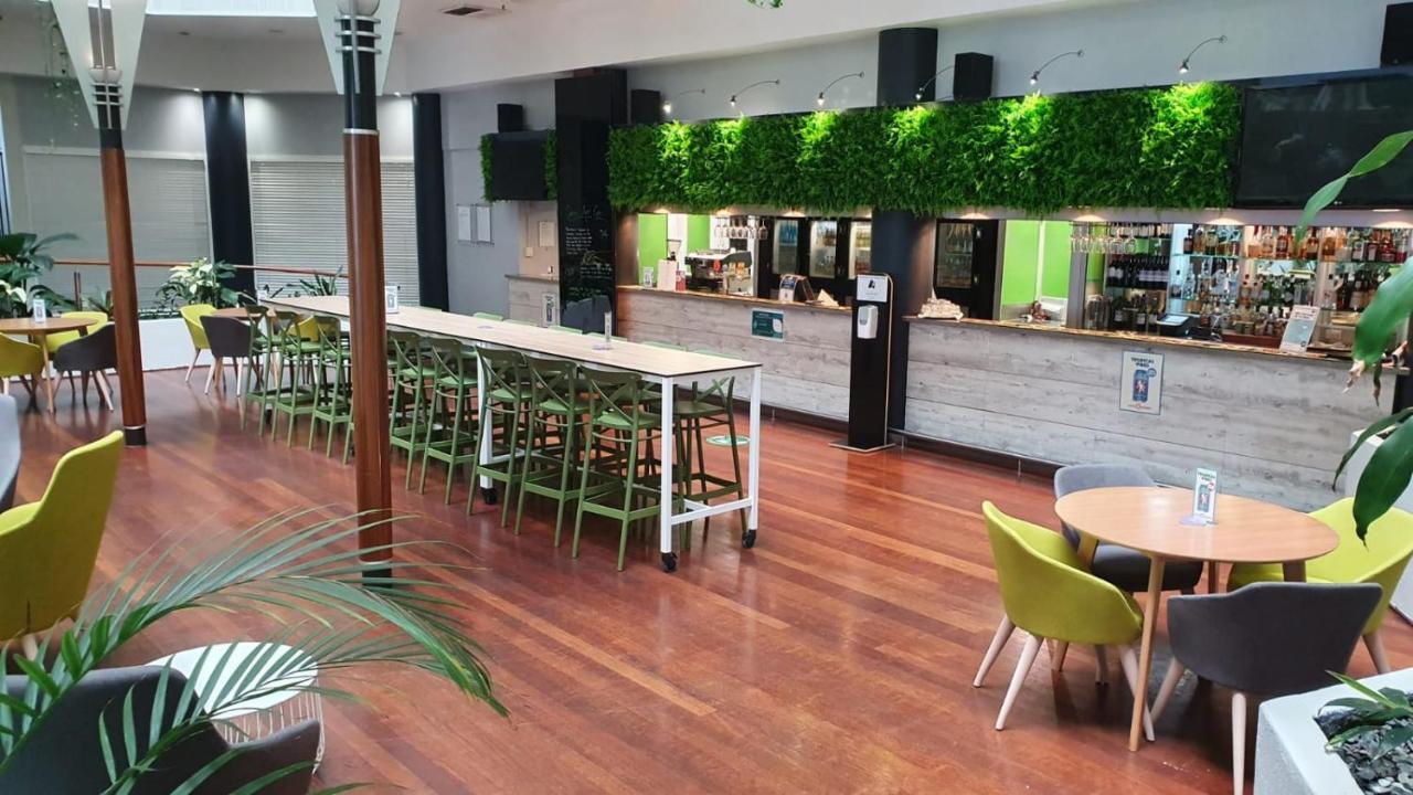 Novotel Darwin Cbd Bagian luar foto