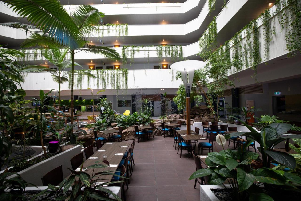 Novotel Darwin Cbd Bagian luar foto