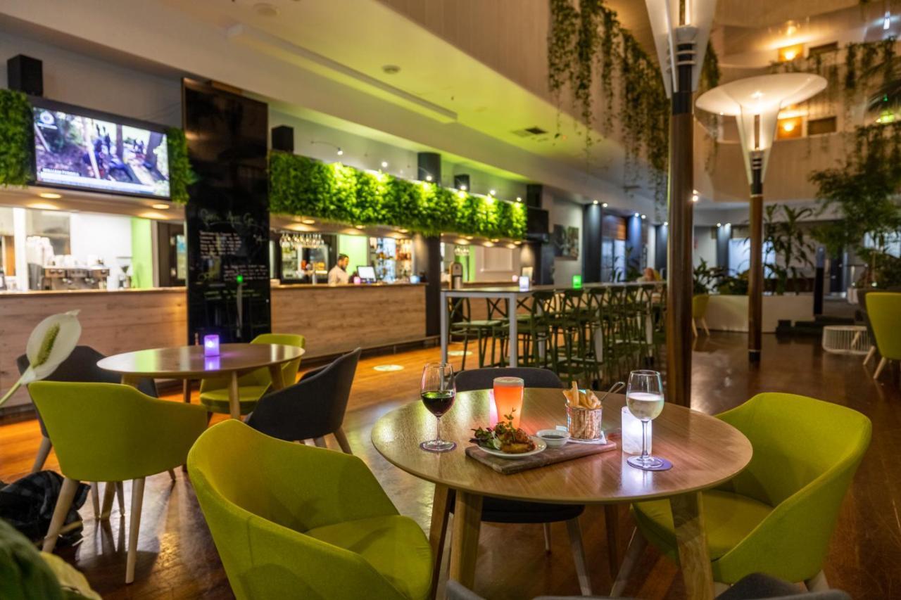 Novotel Darwin Cbd Bagian luar foto