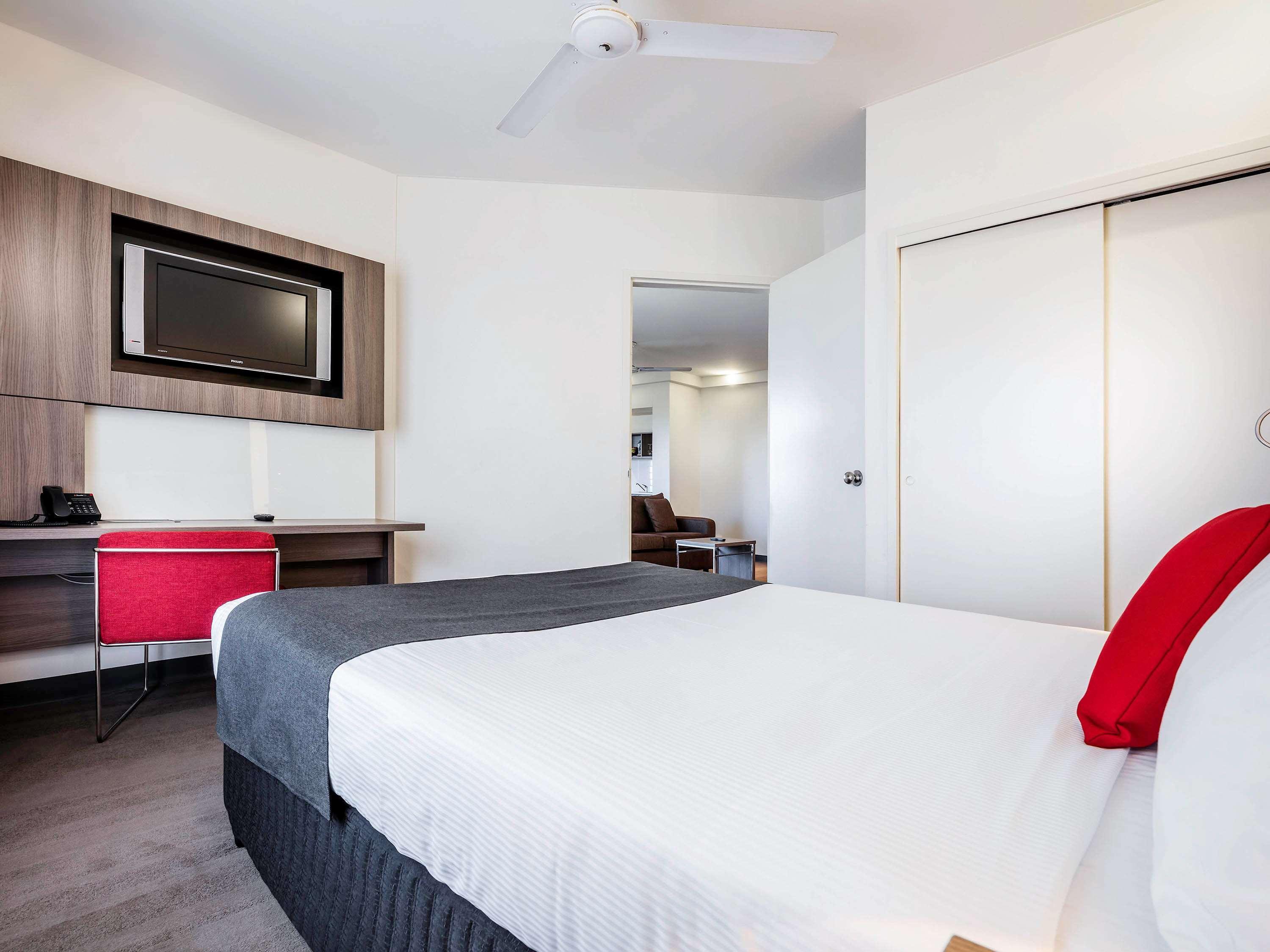 Novotel Darwin Cbd Bagian luar foto