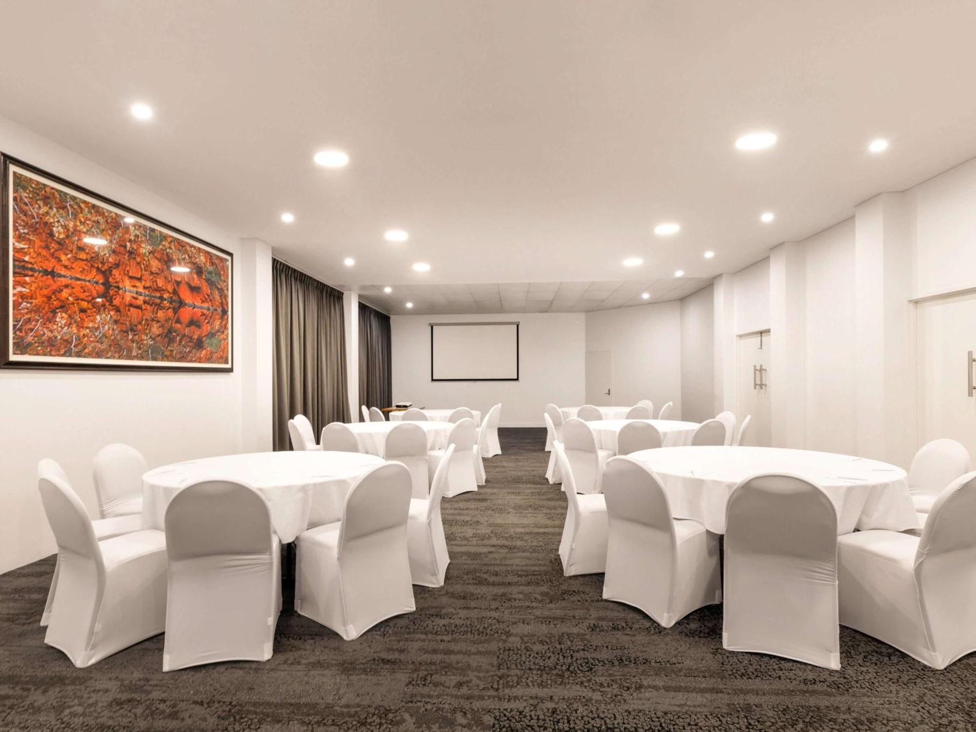 Novotel Darwin Cbd Bagian luar foto