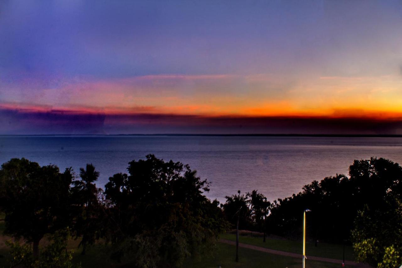 Novotel Darwin Cbd Bagian luar foto